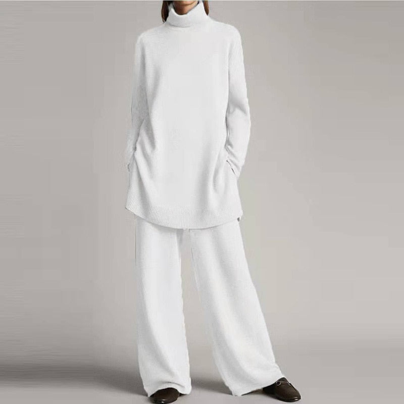 AVA JOLENE | 2-PIECE LOUNGE SET WITH TURTLENECK AND WIDE-LEG PANTS FOR WOMEN