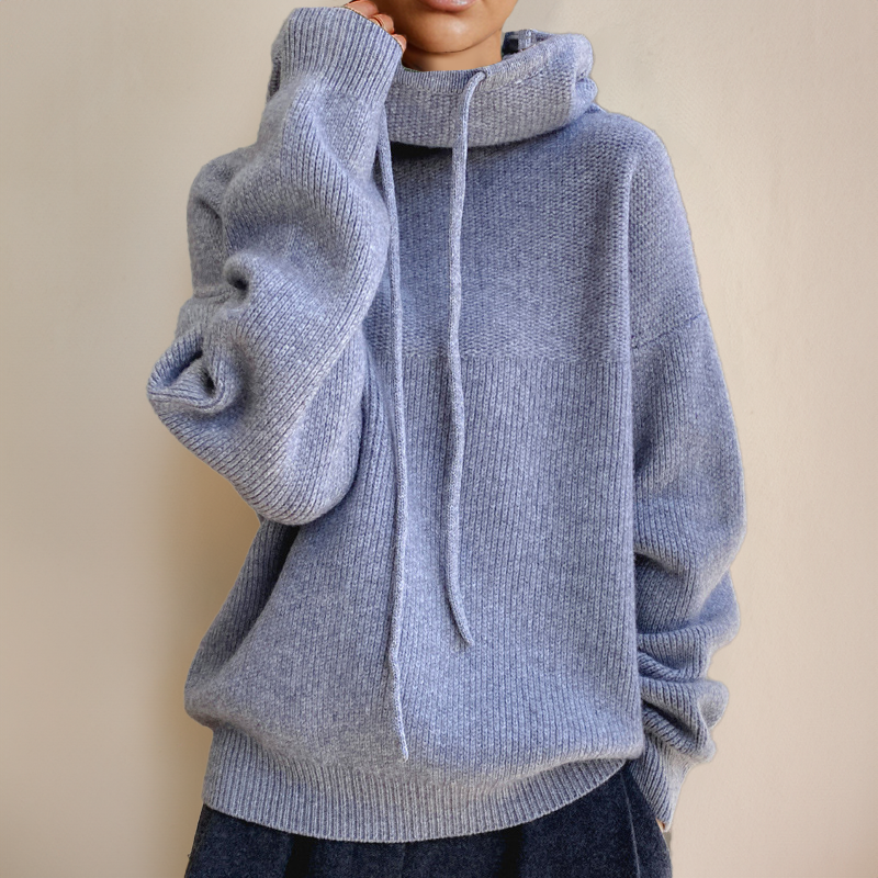 AVA JOLENE | TURTLENECK HOODIE FOR WOMEN
