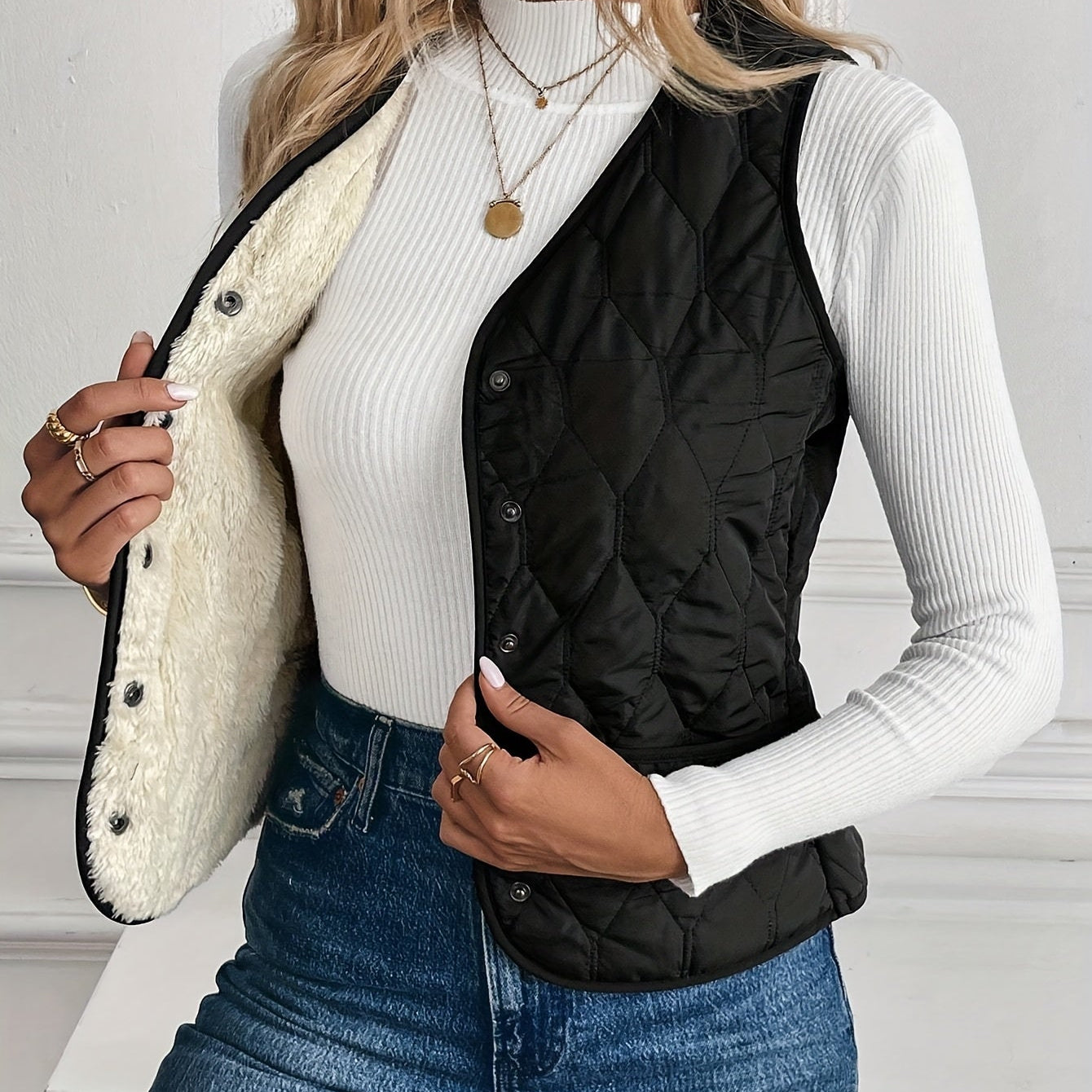 AVA JOLENE | QUILTED VEST FOR WOMEN