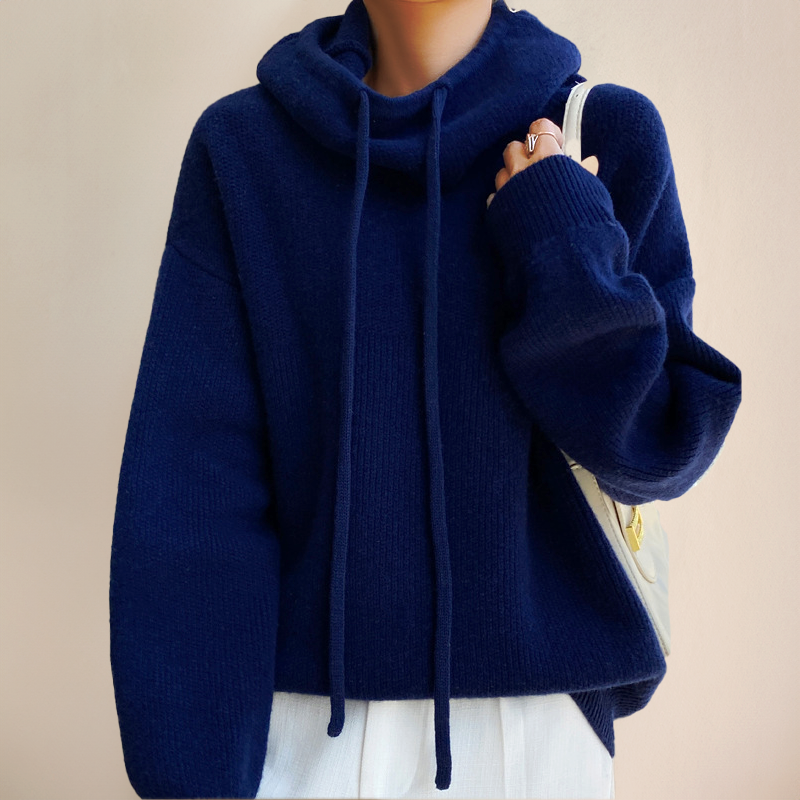 AVA JOLENE | TURTLENECK HOODIE FOR WOMEN